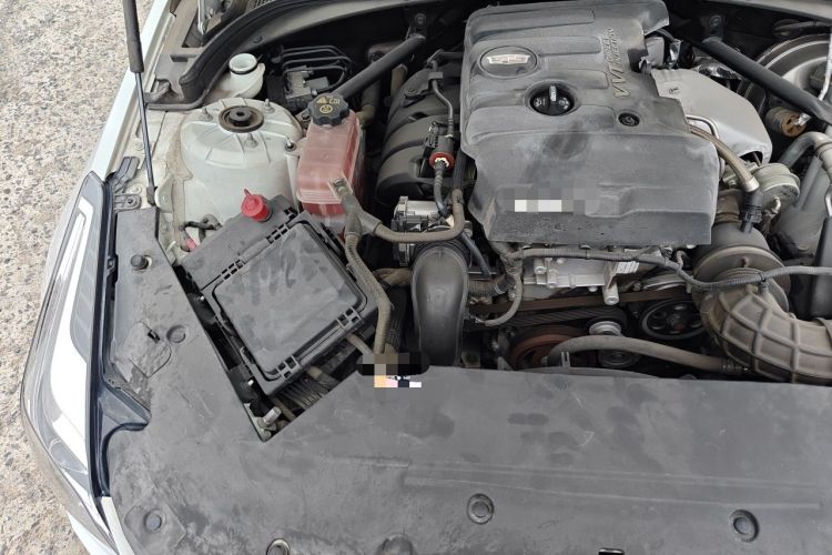 Used Cadillac ATS-L 2017 28T Tech Edition Engine Bay Right