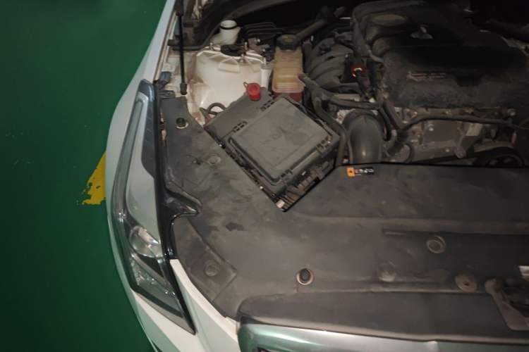 Used Cadillac ATS-L 2017 28T Fashion Edition Engine Bay Right