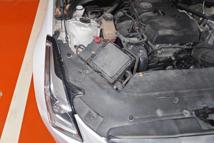 Used Cadillac ATS-L 2017 28T Tech Edition Engine Bay Right