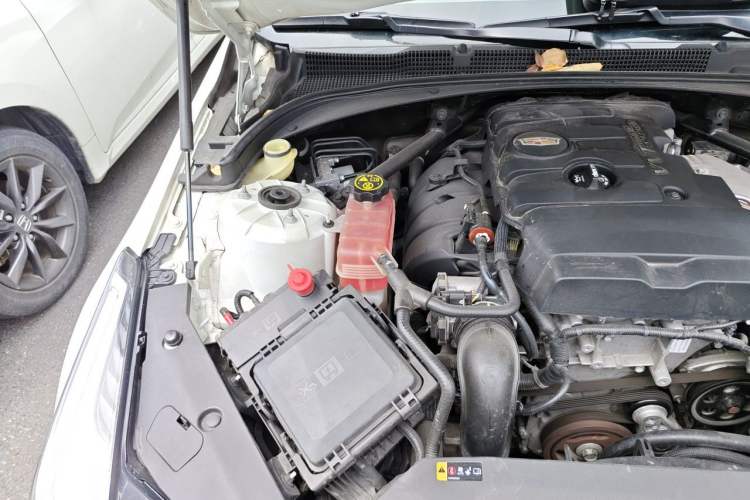 Used Cadillac ATS-L 2017 28T Tech Edition Engine Bay Right