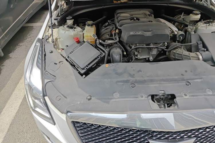 Used Cadillac ATS-L 2017 28T Tech Edition Engine Bay Right