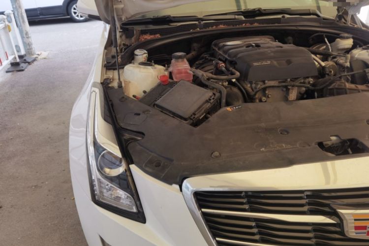 Used Cadillac ATS-L 2017 28T Tech Edition Engine Bay Right