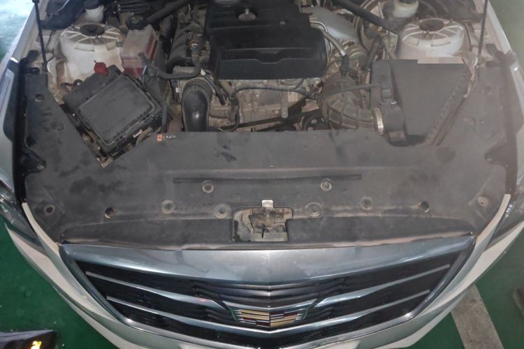 Used Cadillac ATS-L 2017 28T Tech Edition Engine Bay