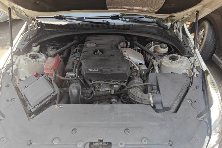 Used Cadillac ATS-L 2017 28T Tech Edition Engine Bay