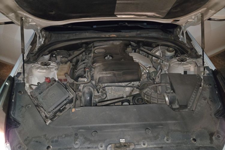 Used Cadillac ATS-L 2017 28T Tech Edition Engine Bay