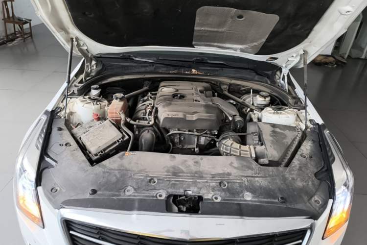 Used Cadillac ATS-L 2017 28T Tech Edition Engine Bay