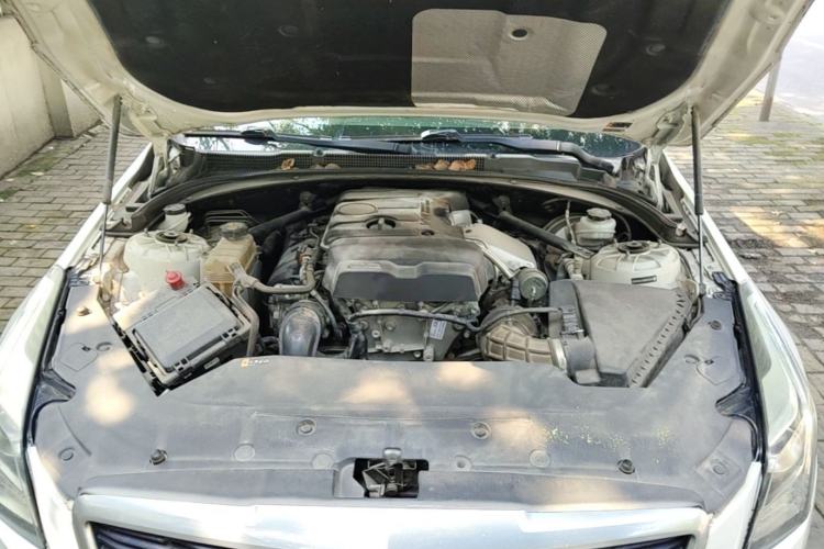 Used Cadillac ATS-L 2017 28T Tech Edition Engine Bay