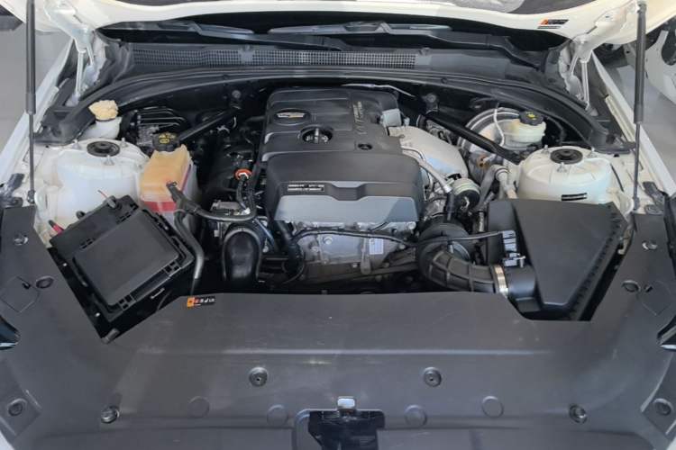Used Cadillac ATS-L 2017 28T Tech Edition Engine Bay