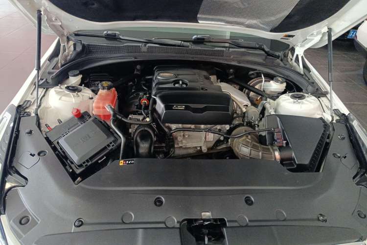 Used Cadillac ATS-L 2017 28T Tech Edition Engine Bay