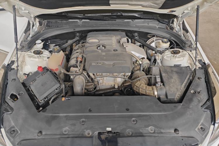 Used Cadillac ATS-L 2017 28T Fashion Edition Engine Bay