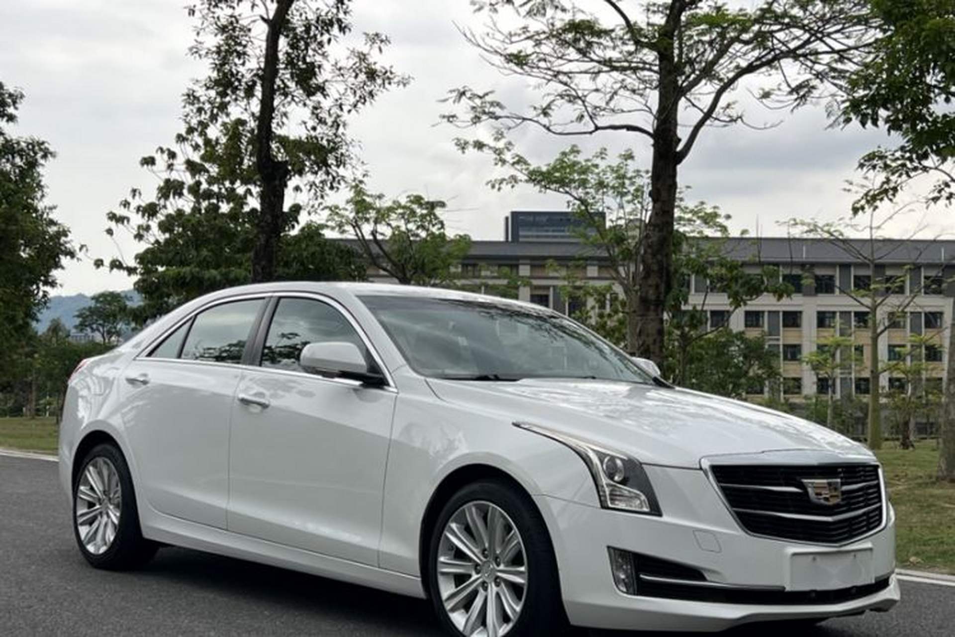Used Cadillac ATS-L 2017 28T Tech Edition Exterior 3