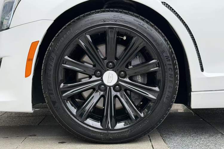 Used Cadillac ATS-L 2017 28T Tech Edition Exterior 4
