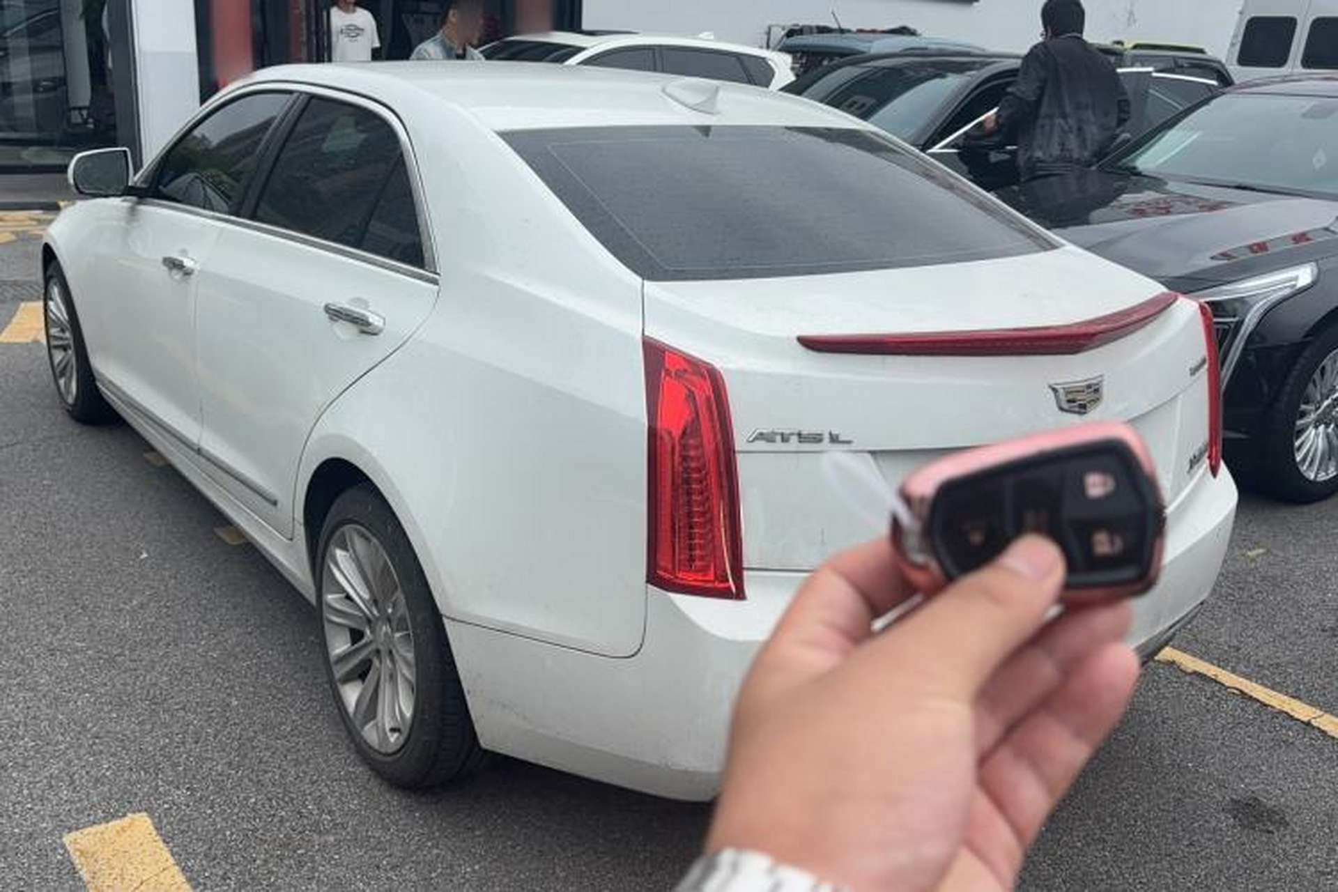 Used Cadillac ATS-L 2017 28T Fashion Edition Exterior 4