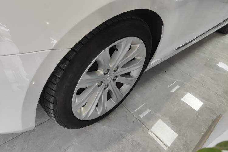 Used Cadillac ATS-L 2017 28T Fashion Edition Exterior 4