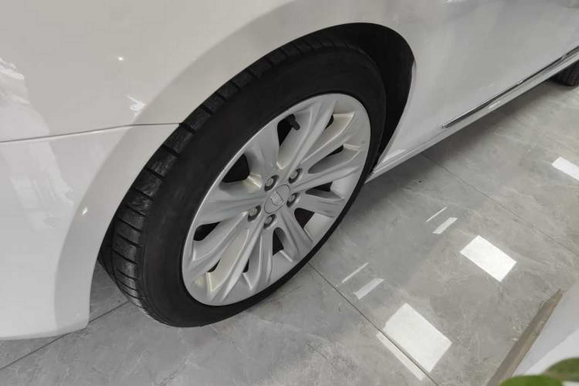 Used Cadillac ATS-L 2017 28T Fashion Edition Exterior 4