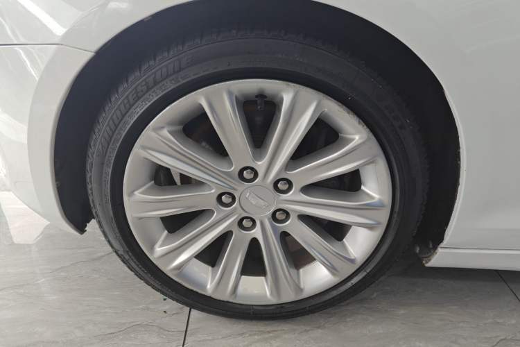 Used Cadillac ATS-L 2017 28T Fashion Edition Exterior 4