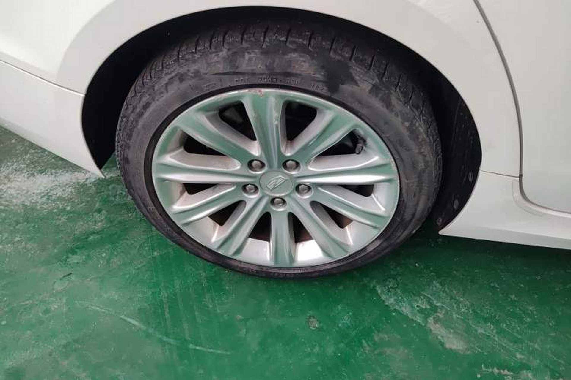 Used Cadillac ATS-L 2017 28T Fashion Edition Exterior 5