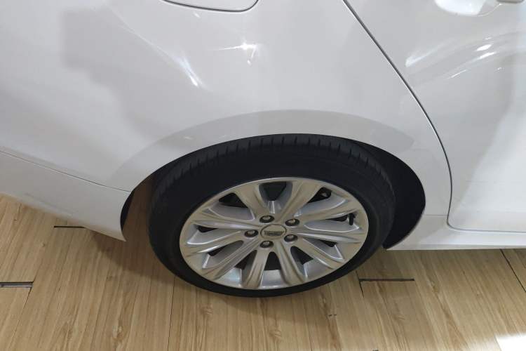 Used Cadillac ATS-L 2017 28T Tech Edition Exterior 5