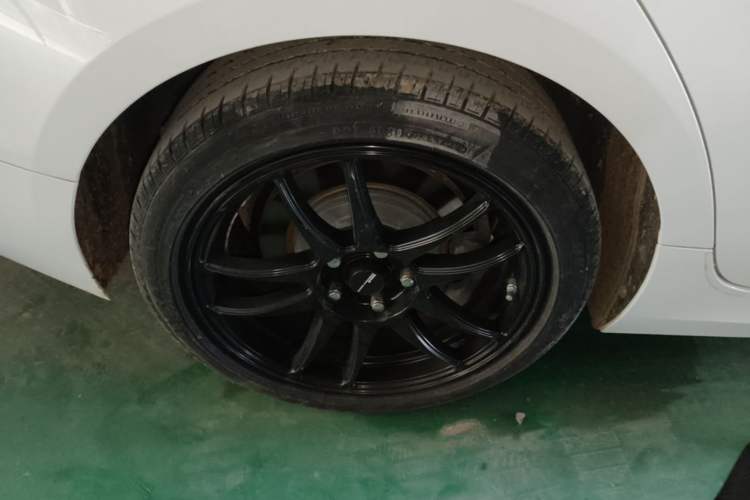 Used Cadillac ATS-L 2017 28T Fashion Edition Exterior 5