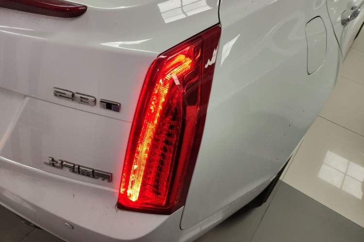 Used Cadillac ATS-L 2017 28T Tech Edition Exterior 6