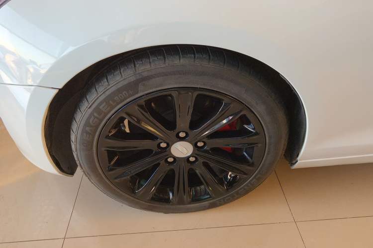 Used Cadillac ATS-L 2017 28T Tech Edition Exterior 7