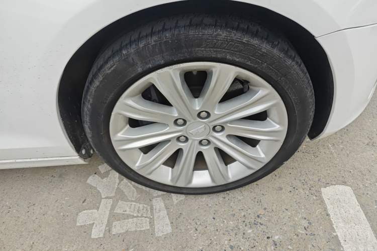 Used Cadillac ATS-L 2017 28T Tech Edition Exterior 7