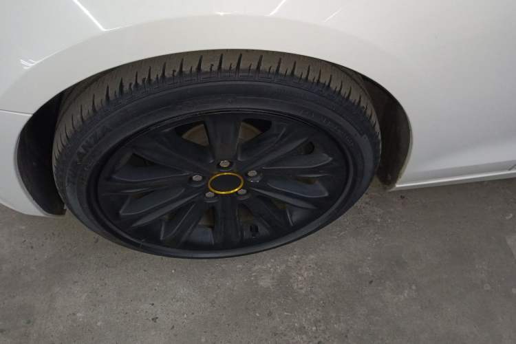 Used Cadillac ATS-L 2017 28T Fashion Edition Exterior 7
