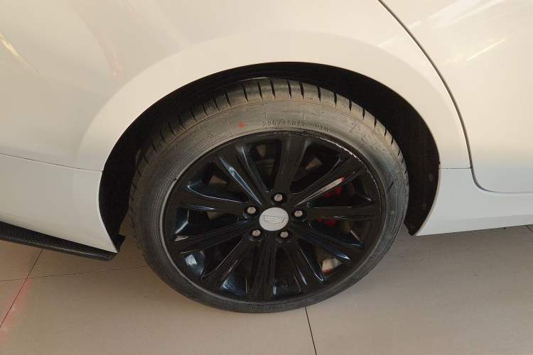 Used Cadillac ATS-L 2017 28T Tech Edition Exterior 8