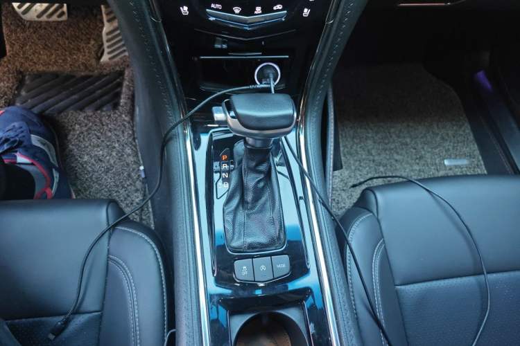 Used Cadillac ATS-L 2017 28T Tech Edition Gear Lever