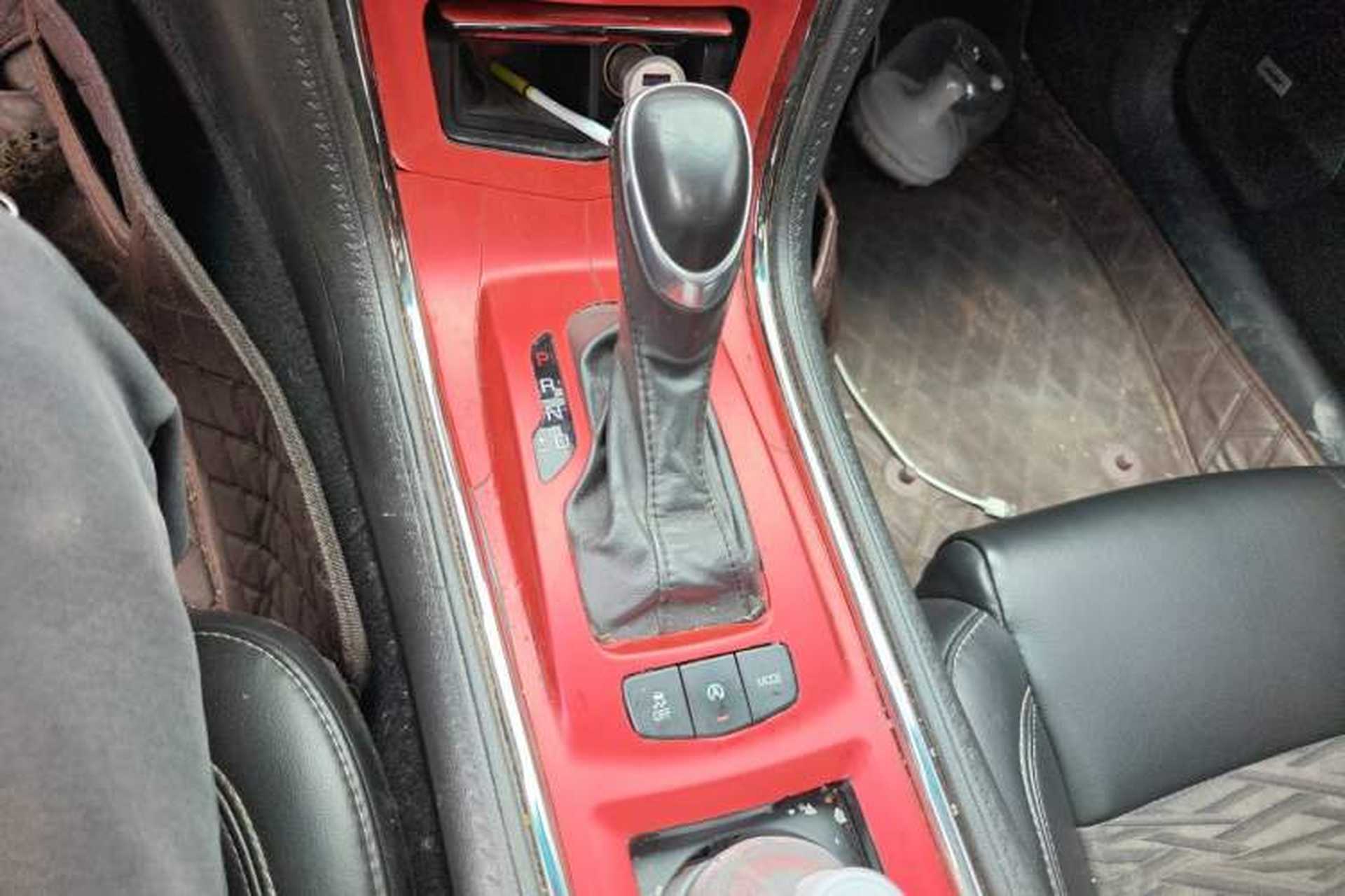 Used Cadillac ATS-L 2017 28T Tech Edition Gear Lever