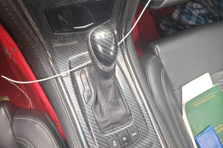 Used Cadillac ATS-L 2017 28T Tech Edition Gear Lever
