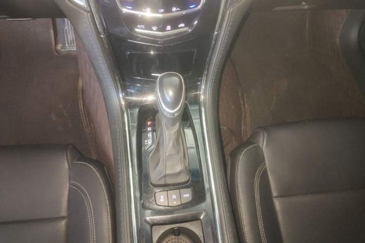 Used Cadillac ATS-L 2017 28T Fashion Edition Gear Lever