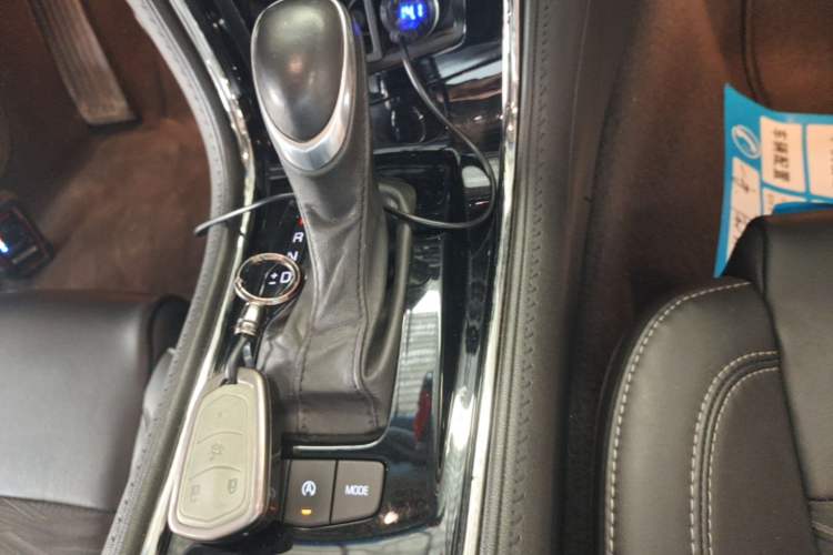 Used Cadillac ATS-L 2017 28T Tech Edition Gear Lever