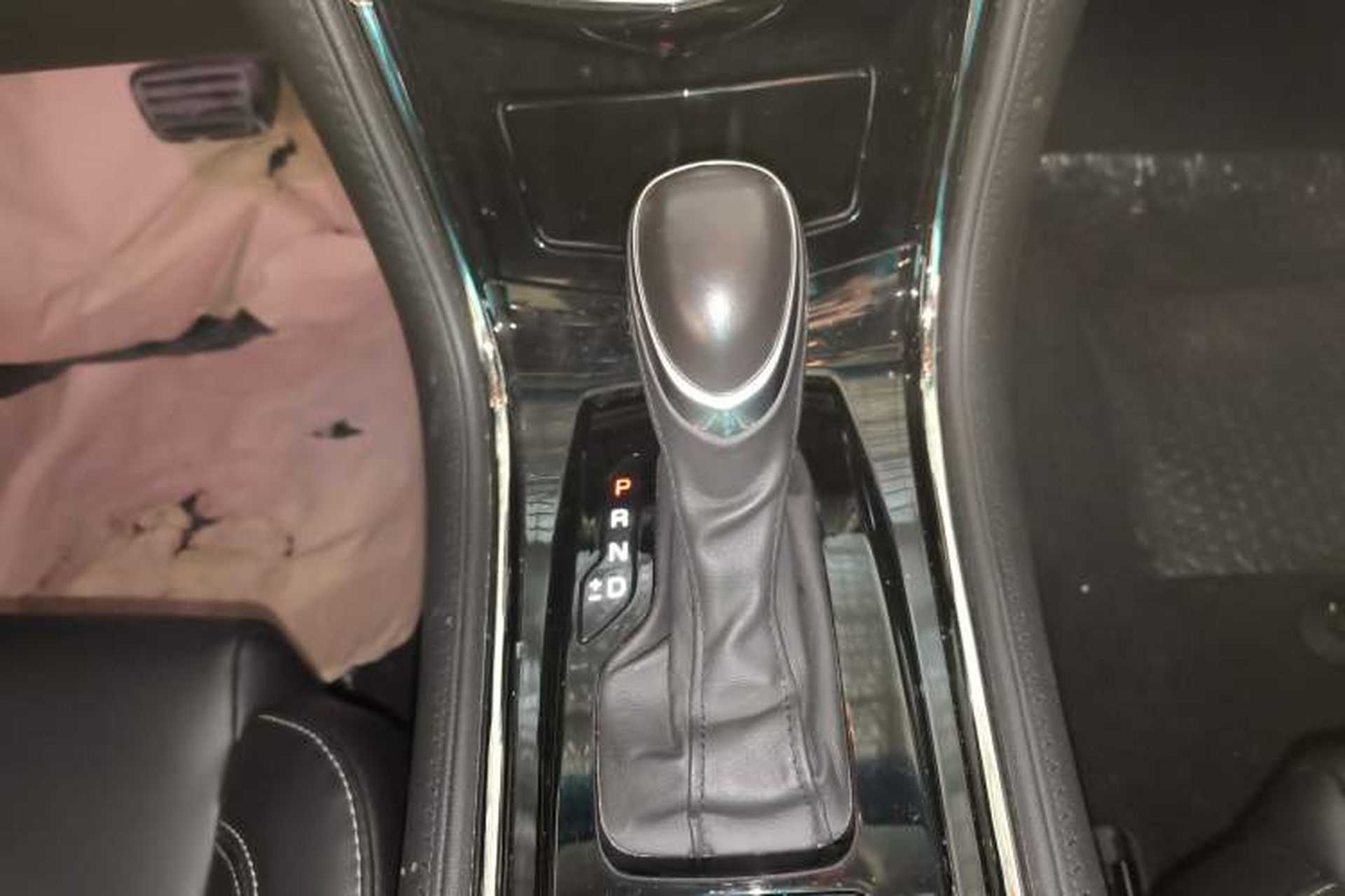 Used Cadillac ATS-L 2017 28T Tech Edition Gear Lever