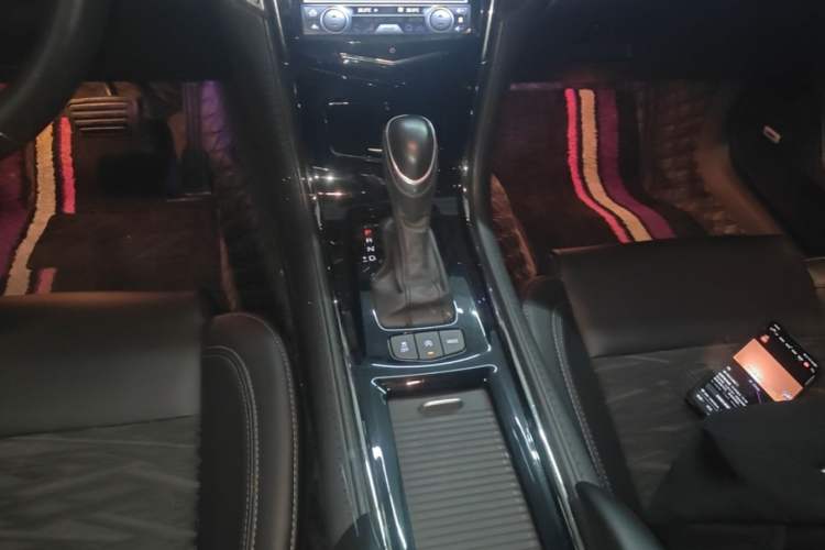 Used Cadillac ATS-L 2017 28T Tech Edition Gear Lever