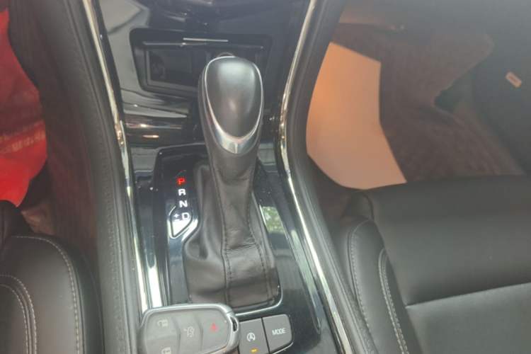 Used Cadillac ATS-L 2017 28T Tech Edition Gear Lever