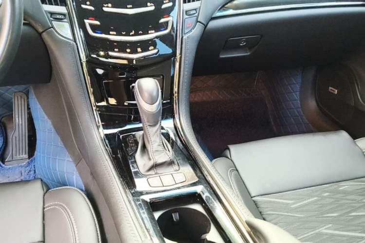 Used Cadillac ATS-L 2017 28T Tech Edition Gear Lever