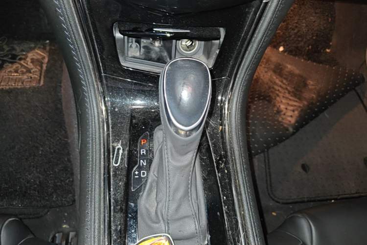 Used Cadillac ATS-L 2017 28T Tech Edition Gear Lever