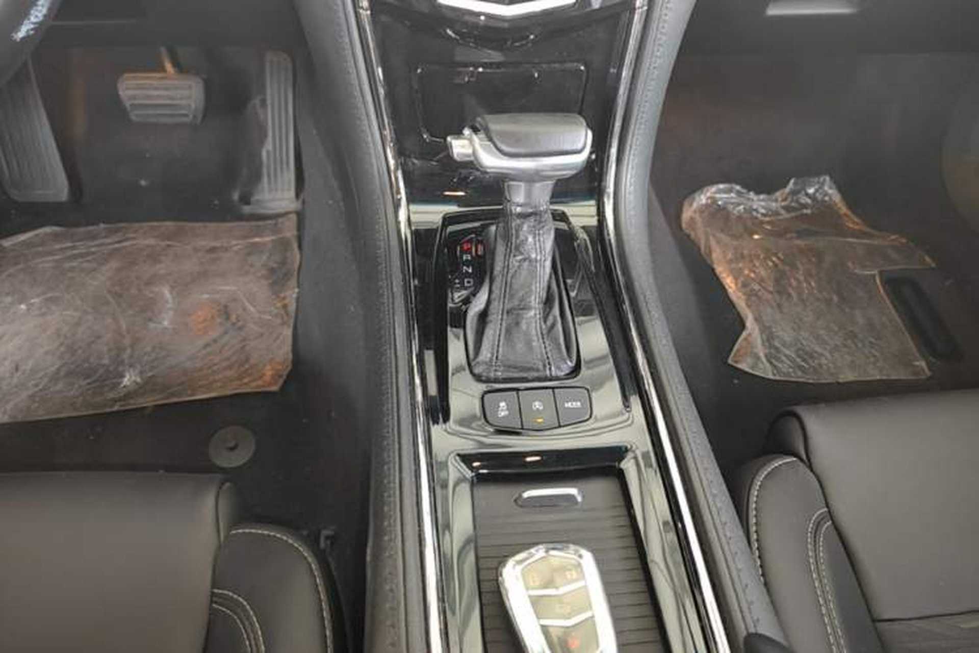 Used Cadillac ATS-L 2017 28T Tech Edition Gear Lever