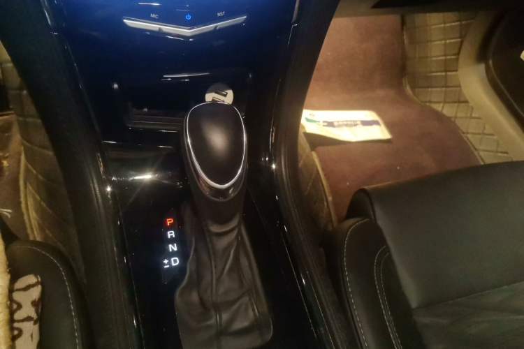 Used Cadillac ATS-L 2017 28T Tech Edition Gear Lever