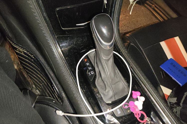 Used Cadillac ATS-L 2017 28T Tech Edition Gear Lever