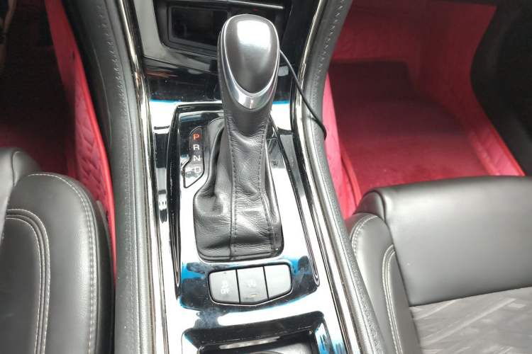 Used Cadillac ATS-L 2017 28T Tech Edition Gear Lever
