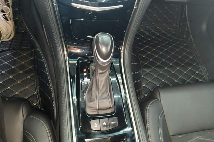 Used Cadillac ATS-L 2017 28T Tech Edition Gear Lever