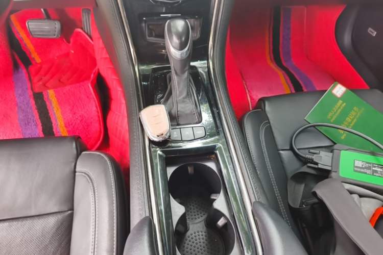 Used Cadillac ATS-L 2017 28T Fashion Edition Gear Lever