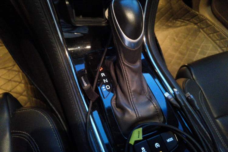 Used Cadillac ATS-L 2017 28T Fashion Edition Gear Lever