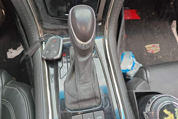 Used Cadillac ATS-L 2017 28T Fashion Edition Gear Lever