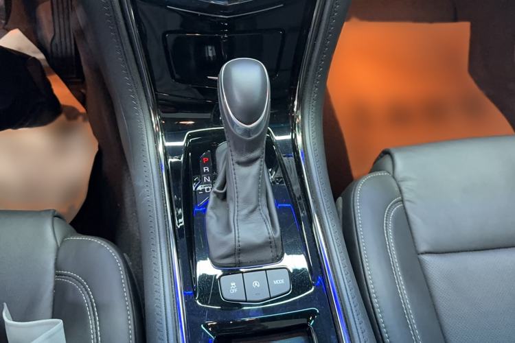 Used Cadillac ATS-L 2017 28T Fashion Edition Gear Lever
