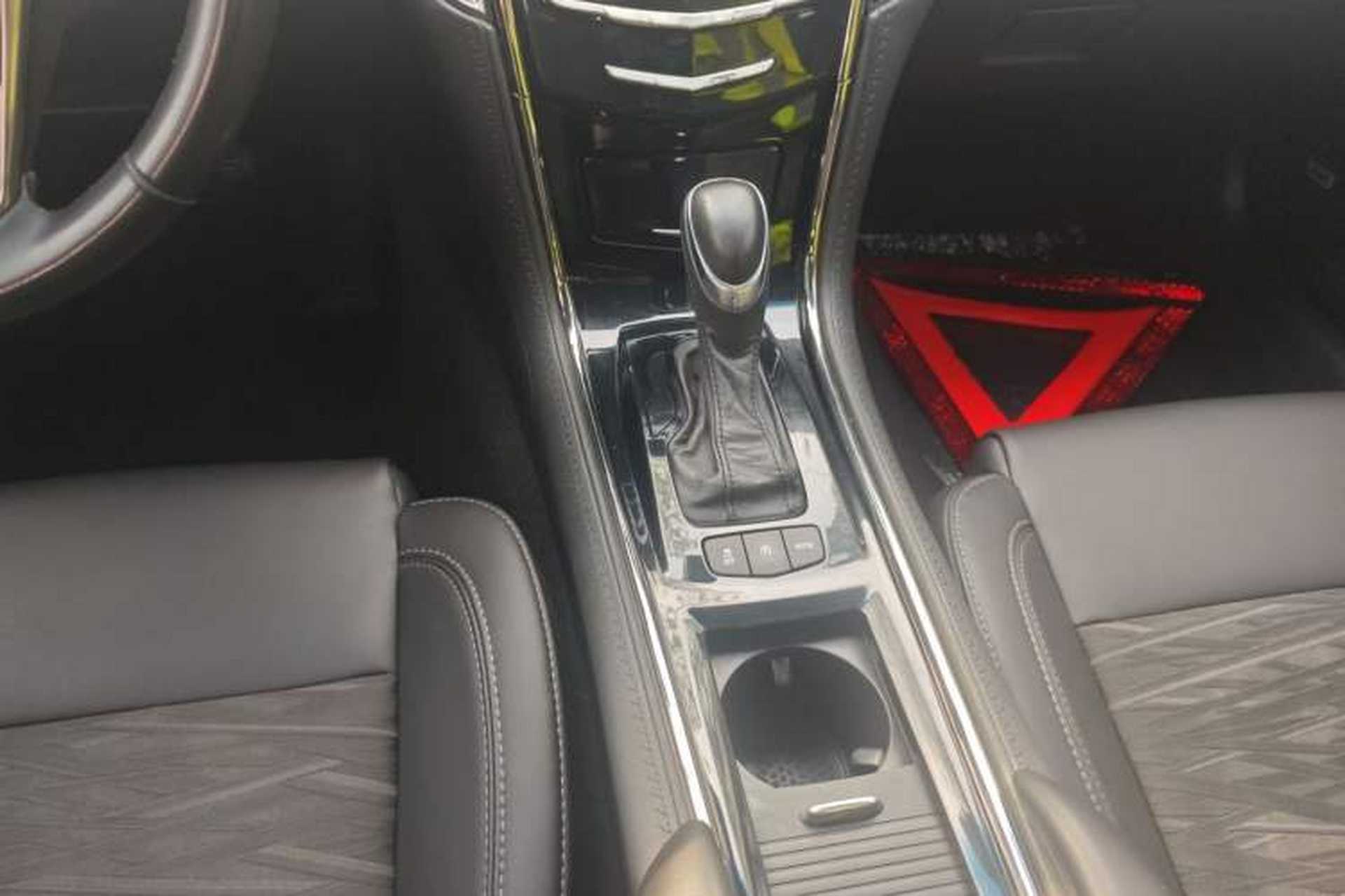 Used Cadillac ATS-L 2017 28T Tech Edition Gear Lever