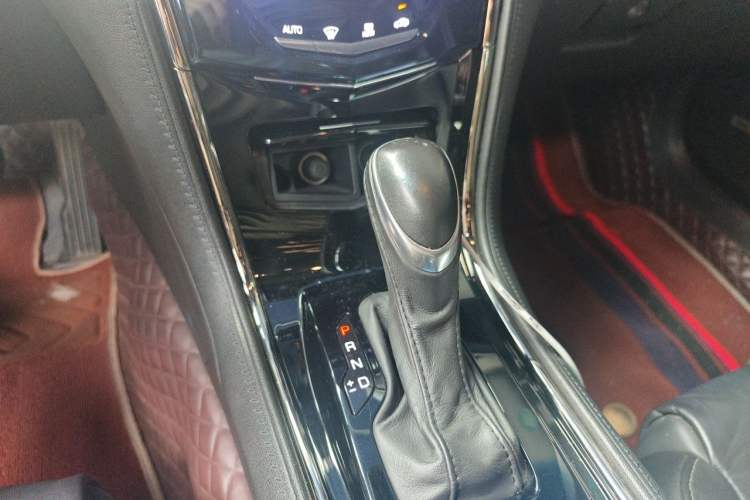 Used Cadillac ATS-L 2017 28T Fashion Edition Gear Lever