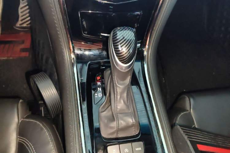Used Cadillac ATS-L 2017 28T Fashion Edition Gear Lever